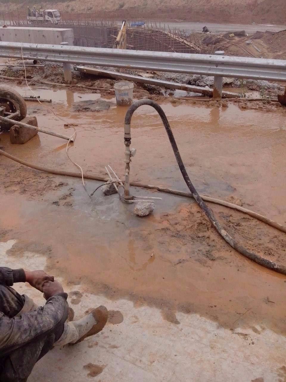 浏阳路基压密注浆